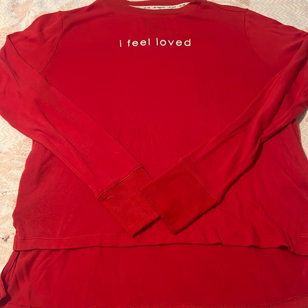 GUC PEACE LOVE WORLD MESSAGE SWEATER WITH ZIPPERS SZ SMALL